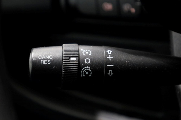 Peugeot Boxer 2.2 BlueHDi 140pk E6 L3H3 Premium Airco/Camera 04-2019