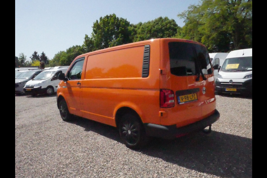 Volkswagen Transporter 2.0 TSI 150PK, L1H1, Airco, Benzine 64000km