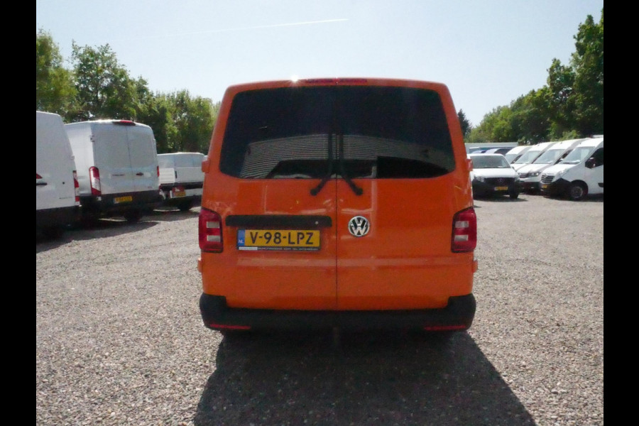 Volkswagen Transporter 2.0 TSI 150PK, L1H1, Airco, Benzine 64000km