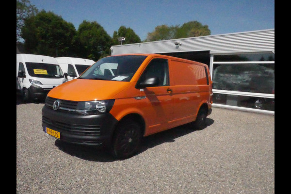 Volkswagen Transporter 2.0 TSI 150PK, L1H1, Airco, Benzine 64000km