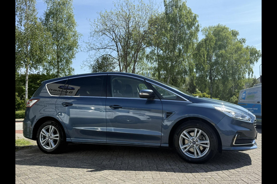 Ford S-Max 2.5 FHEV Titanium 7pers 190pk | Panoramadak | Achteruitrijcamera | Stoelverwarming | Ambient Lightning | SYNC 3 Navigatie