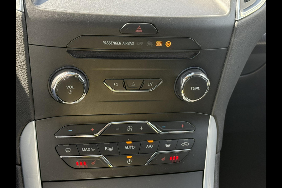 Ford S-Max 2.5 FHEV Titanium 7pers 190pk | Panoramadak | Achteruitrijcamera | Stoelverwarming | Ambient Lightning | SYNC 3 Navigatie