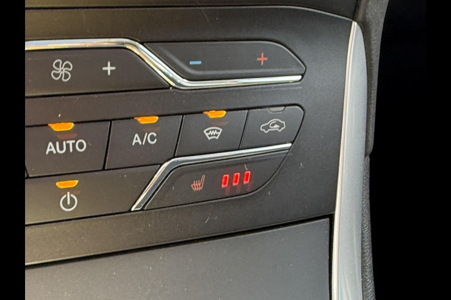 Ford S-Max 2.5 FHEV Titanium 7pers 190pk | Panoramadak | Achteruitrijcamera | Stoelverwarming | Ambient Lightning | SYNC 3 Navigatie