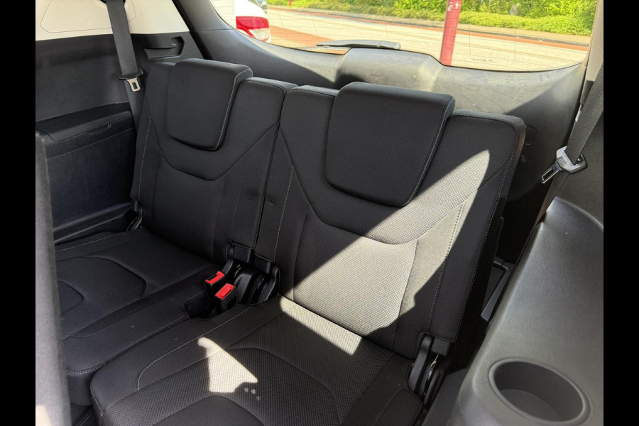 Ford S-Max 2.5 FHEV Titanium 7pers 190pk | Panoramadak | Achteruitrijcamera | Stoelverwarming | Ambient Lightning | SYNC 3 Navigatie