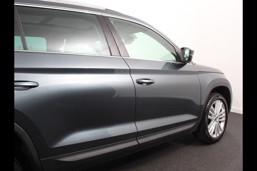 Škoda Kodiaq 1.5 TSI 150pk Automaat Business Edition 5p Panorama dak Trekhaak Wegklapbaar Digitale Cockpit Navigatie Climate Control Half Lederen bekleding Parkeer sensoren