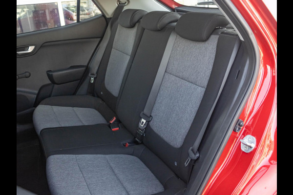 Kia Stonic 1.0 T-GDi DynamicLine | Airco | Camera | Carplay | Cruise | 17" | PDC | Dakrails