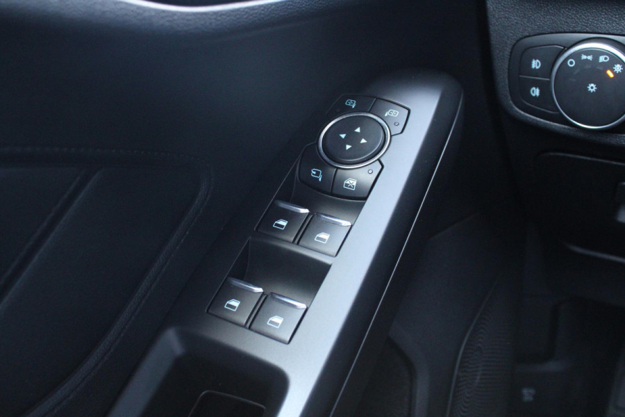 Ford FOCUS Wagon 2.3 EcoBoost ST-3 | Panoramadak |  Adaptive cruise control | Winter Pack | Camera | Trekhaak | Elektrische achterklep