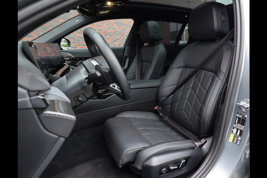 BMW 5 Serie Touring 530e xDrive *M Performance*B&W*HUD*Trekhaak*Pano*