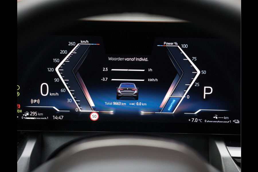 BMW 5 Serie Touring 530e xDrive *M Performance*B&W*HUD*Trekhaak*Pano*