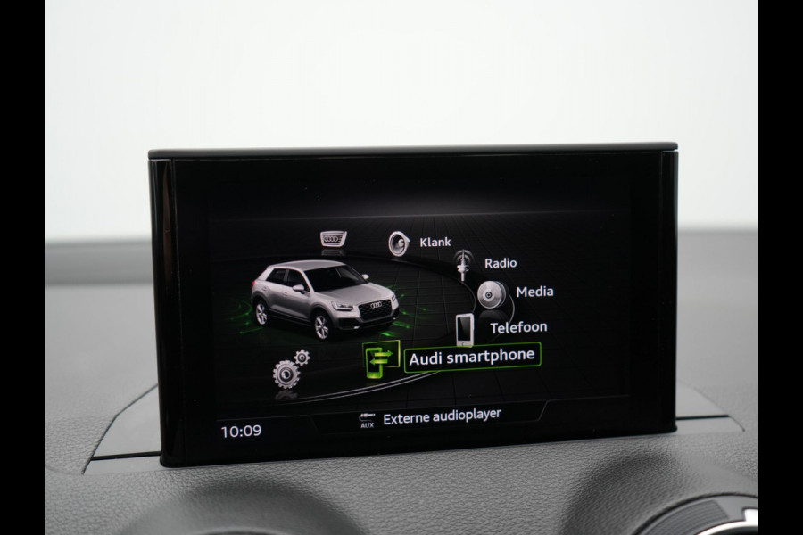 Audi Q2 35 TFSI 2x S Line 150pk | Camera | LED | Carplay | Sportsoelen Half Leder | Stoelverwarming | Cruise Control | 18'' L.M. | DAB |