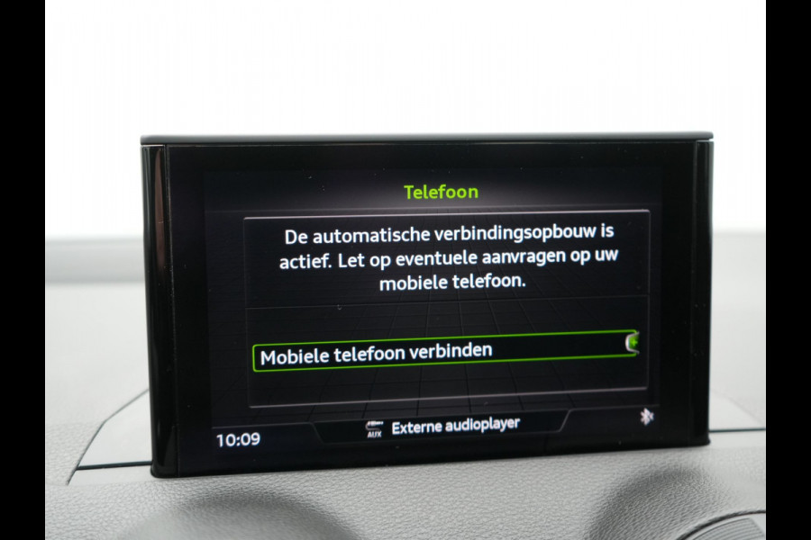 Audi Q2 35 TFSI 2x S Line 150pk | Camera | LED | Carplay | Sportsoelen Half Leder | Stoelverwarming | Cruise Control | 18'' L.M. | DAB |