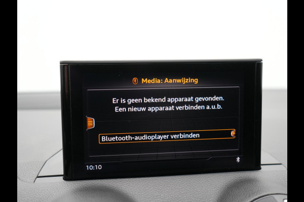 Audi Q2 35 TFSI 2x S Line 150pk | Camera | LED | Carplay | Sportsoelen Half Leder | Stoelverwarming | Cruise Control | 18'' L.M. | DAB |