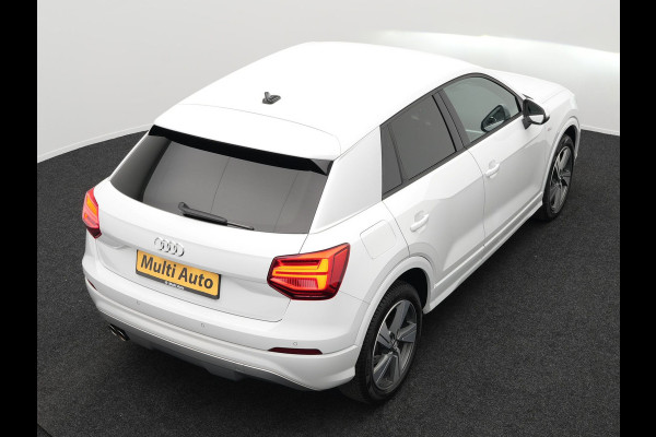 Audi Q2 35 TFSI 2x S Line 150pk | Camera | LED | Carplay | Sportsoelen Half Leder | Stoelverwarming | Cruise Control | 18'' L.M. | DAB |