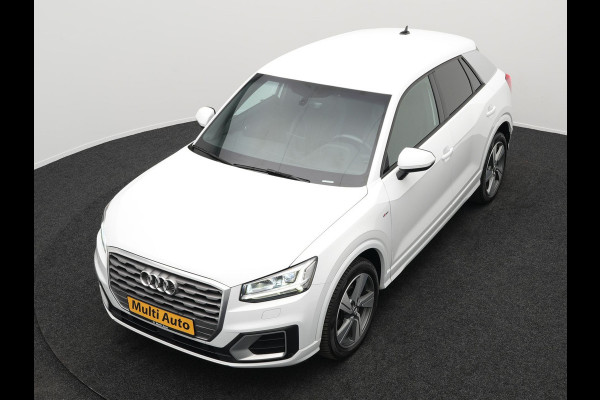 Audi Q2 35 TFSI 2x S Line 150pk | Camera | LED | Carplay | Sportsoelen Half Leder | Stoelverwarming | Cruise Control | 18'' L.M. | DAB |