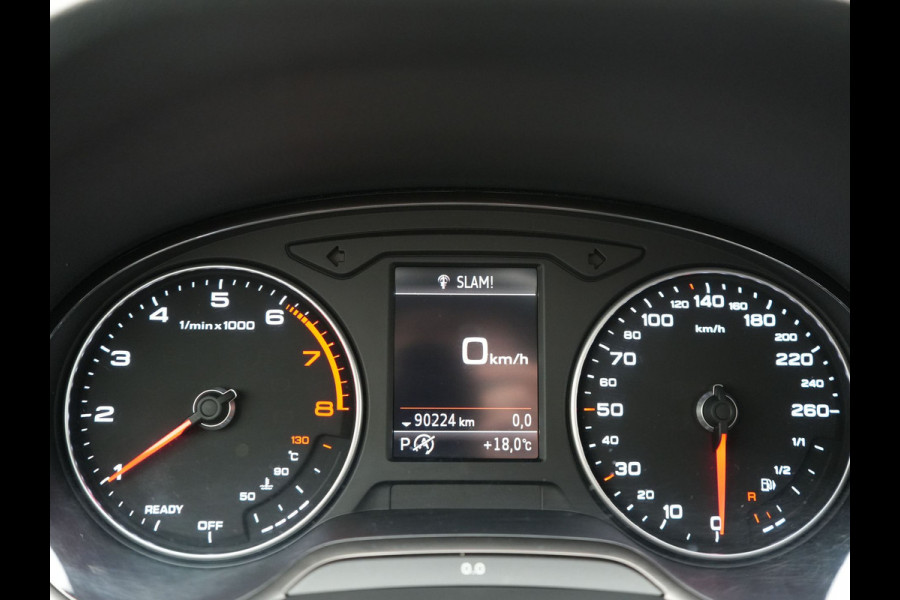 Audi Q2 35 TFSI 2x S Line 150pk | Camera | LED | Carplay | Sportsoelen Half Leder | Stoelverwarming | Cruise Control | 18'' L.M. | DAB |