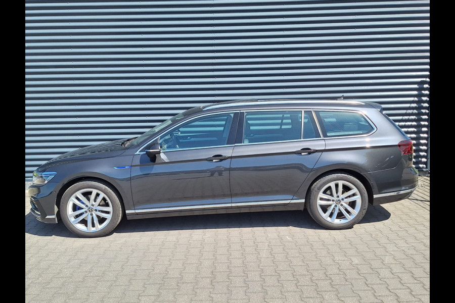 Volkswagen Passat Variant 1.4 TSI GTE Plug in Hybrid PHEV | Panodak | Adaptive Cruise | Alcantara Sportstoelen | Carplay | IQ Led | 360 Camera |