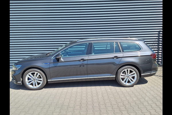 Volkswagen Passat Variant 1.4 TSI GTE Plug in Hybrid PHEV | Panodak | Adaptive Cruise | Alcantara Sportstoelen | Carplay | IQ Led | 360 Camera |