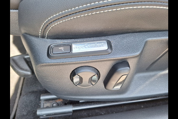 Volkswagen Passat Variant 1.4 TSI GTE Plug in Hybrid PHEV | Panodak | Adaptive Cruise | Alcantara Sportstoelen | Carplay | IQ Led | 360 Camera |