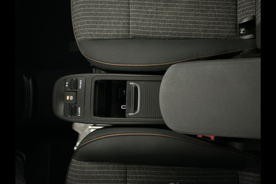 Fiat 500E CABRIO Icon 42 kWh | Navigatie | Automatische airco | Achteruitrijcamera |  SoH (batterijcheck) 90.59 % score!