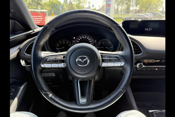 Mazda 3 2.0 e-SkyActiv-G M Hybrid 122 Comfort | 360 CAMERA | NAVIGATIE | STOELVERWARMING |