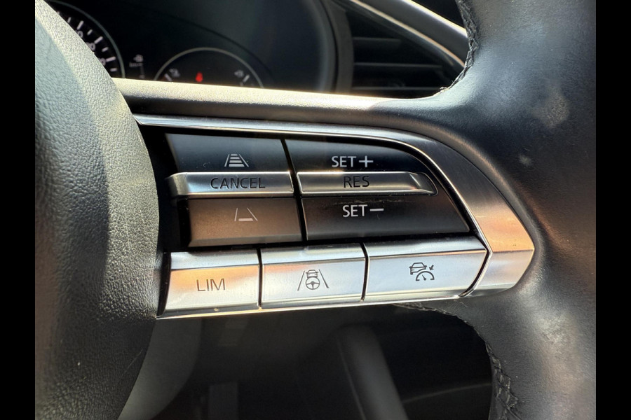 Mazda 3 2.0 e-SkyActiv-G M Hybrid 122 Comfort | 360 CAMERA | NAVIGATIE | STOELVERWARMING |