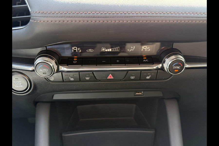 Mazda 3 2.0 e-SkyActiv-G M Hybrid 122 Comfort | 360 CAMERA | NAVIGATIE | STOELVERWARMING |