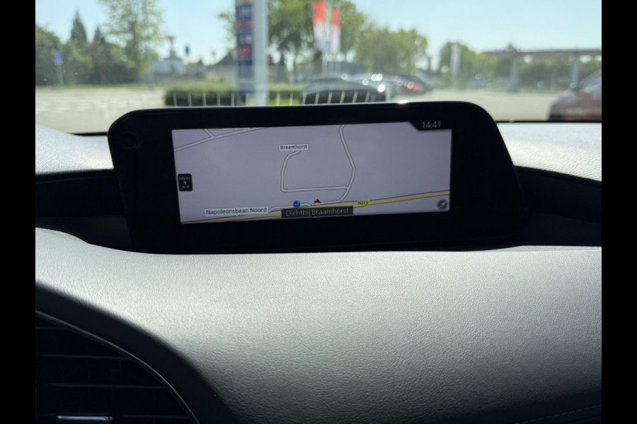 Mazda 3 2.0 e-SkyActiv-G M Hybrid 122 Comfort | 360 CAMERA | NAVIGATIE | STOELVERWARMING |
