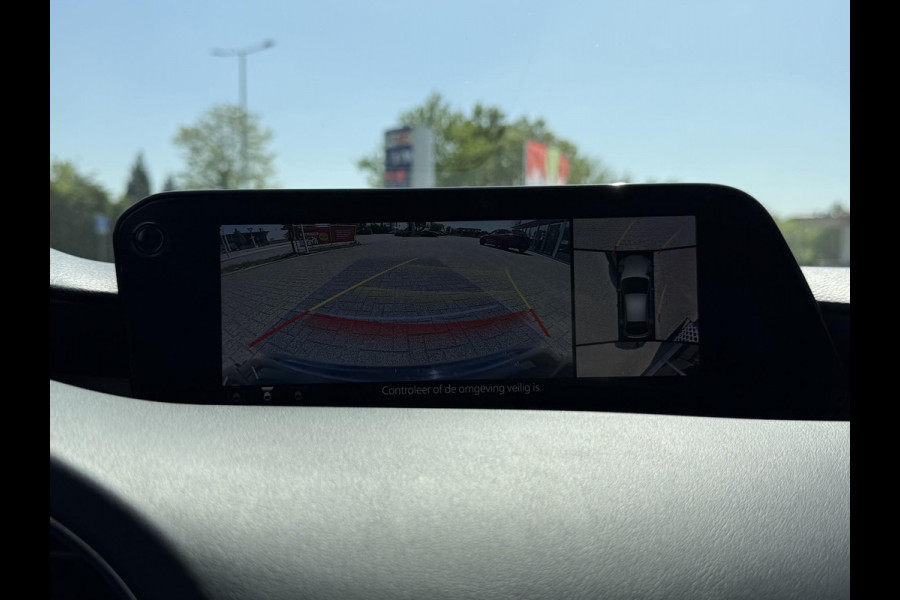 Mazda 3 2.0 e-SkyActiv-G M Hybrid 122 Comfort | 360 CAMERA | NAVIGATIE | STOELVERWARMING |