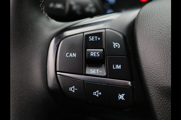 Ford Fiesta 1.0 EcoBoost Hybrid Titanium Cruise | Climate | Carplay | Parkeersens. achter