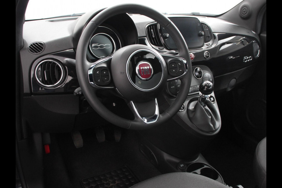 Fiat 500 1.0 Hybrid Dolcevita Finale Panorama dak Cruise Control Climate Control Dab Digitale Cockpit Navigatie Apple Carplay/Android Auto Parkeer Sensoren  Lichtmetalen Velgen Cruise Control