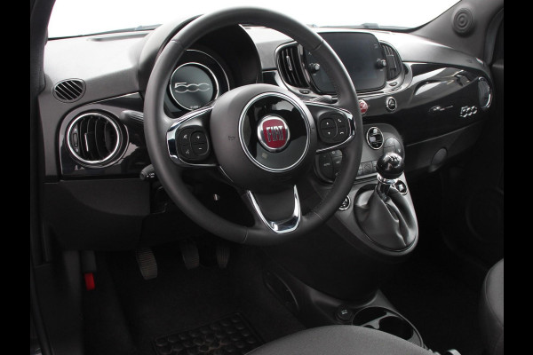 Fiat 500 1.0 Hybrid Dolcevita Finale Panorama dak Cruise Control Climate Control Dab Digitale Cockpit Navigatie Apple Carplay/Android Auto Parkeer Sensoren  Lichtmetalen Velgen Cruise Control