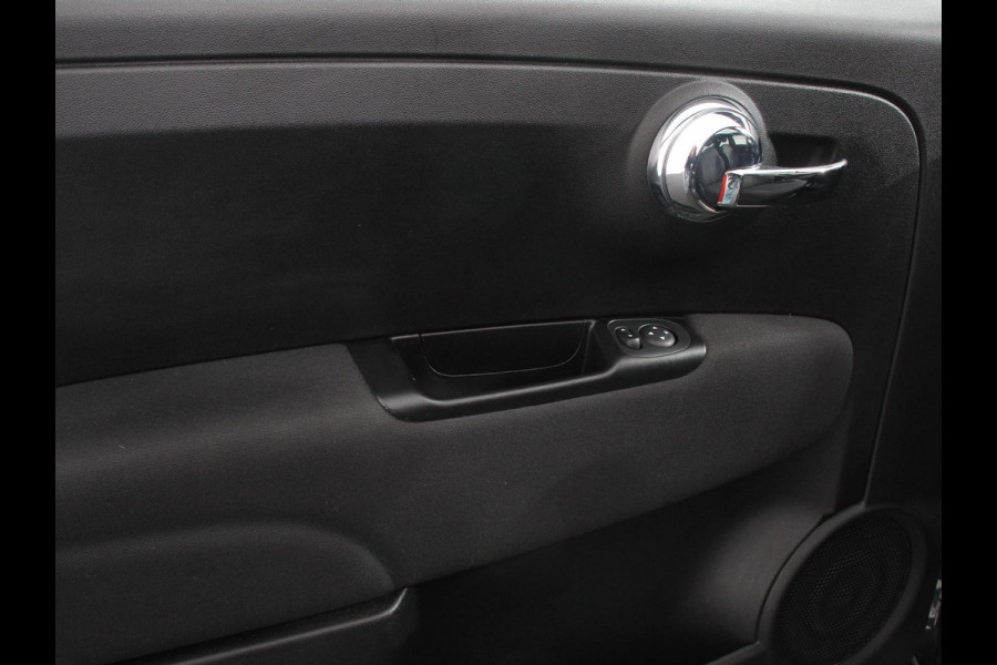 Fiat 500 1.0 Hybrid Dolcevita Finale Panorama dak Cruise Control Climate Control Dab Digitale Cockpit Navigatie Apple Carplay/Android Auto Parkeer Sensoren  Lichtmetalen Velgen Cruise Control
