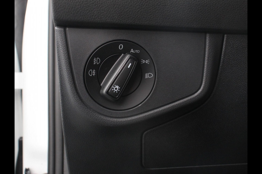 Volkswagen Polo 1.0 TSI DSG R-Line Black Pack Navigatie Apple Carplay/Android Auto Adaptive Cruise Control Parkeersensoren Stoelverwarming Virtual Cockpit Ledverlichting Climate Control