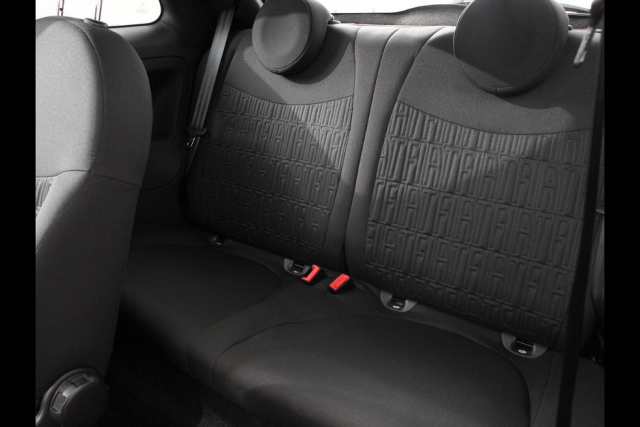 Fiat 500 1.0 Hybrid Dolcevita Finale Panorama dak Climate Control Cruise Control Navigatie Apple Carplay/Android Auto Dab Digitale Cockpit Parkeer Sensoren  Lichtmetalen Velgen Led