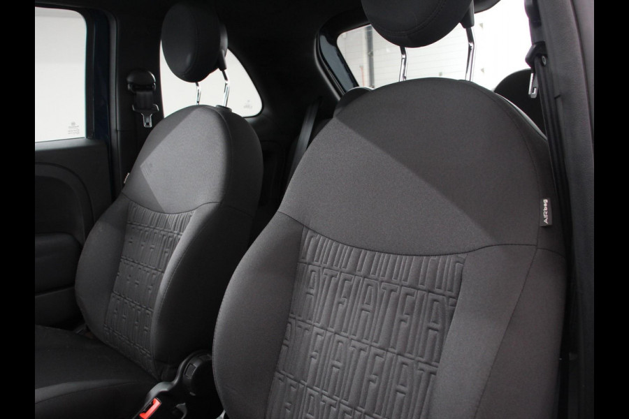 Fiat 500 1.0 Hybrid Dolcevita Finale Panorama dak Climate Control Cruise Control Navigatie Apple Carplay/Android Auto Dab Digitale Cockpit Parkeer Sensoren  Lichtmetalen Velgen Led