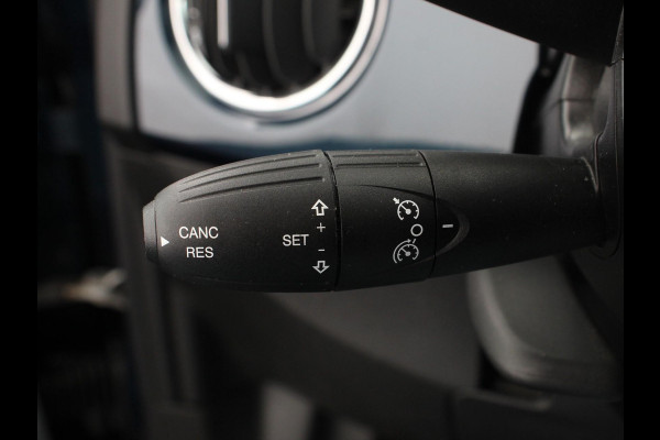 Fiat 500 1.0 Hybrid Dolcevita Finale Panorama dak Climate Control Cruise Control Navigatie Apple Carplay/Android Auto Dab Digitale Cockpit Parkeer Sensoren  Lichtmetalen Velgen Led