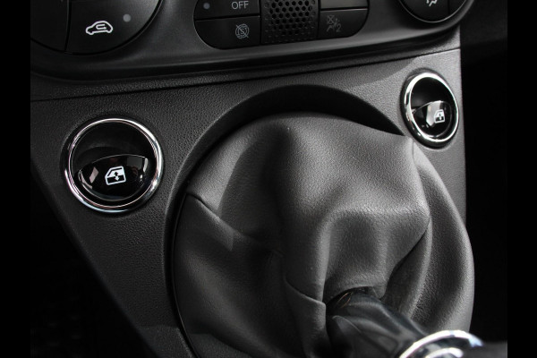 Fiat 500 1.0 Hybrid Dolcevita Finale Panorama dak Climate Control Cruise Control Navigatie Apple Carplay/Android Auto Dab Digitale Cockpit Parkeer Sensoren  Lichtmetalen Velgen Led