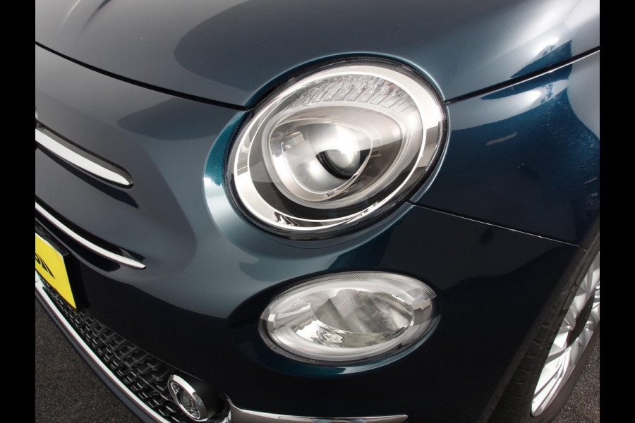 Fiat 500 1.0 Hybrid Dolcevita Finale Panorama dak Climate Control Cruise Control Navigatie Apple Carplay/Android Auto Dab Digitale Cockpit Parkeer Sensoren  Lichtmetalen Velgen Led
