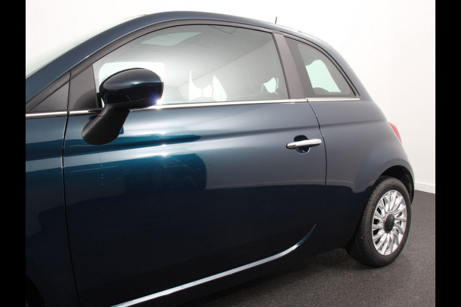 Fiat 500 1.0 Hybrid Dolcevita Finale Panorama dak Climate Control Cruise Control Navigatie Apple Carplay/Android Auto Dab Digitale Cockpit Parkeer Sensoren  Lichtmetalen Velgen Led