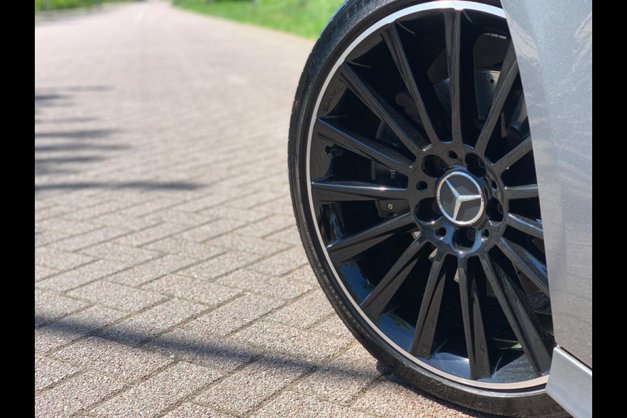 Mercedes-Benz A-Klasse 220 4MATIC Premium Plus AMG PANO FULL ! SFEER MEMORY A220
