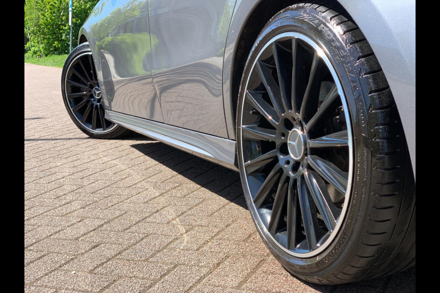 Mercedes-Benz A-Klasse 220 4MATIC Premium Plus AMG PANO FULL ! SFEER MEMORY A220