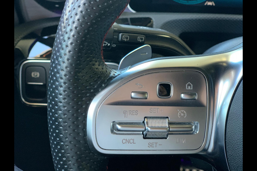 Mercedes-Benz A-Klasse 220 4MATIC Premium Plus AMG PANO FULL ! SFEER MEMORY A220
