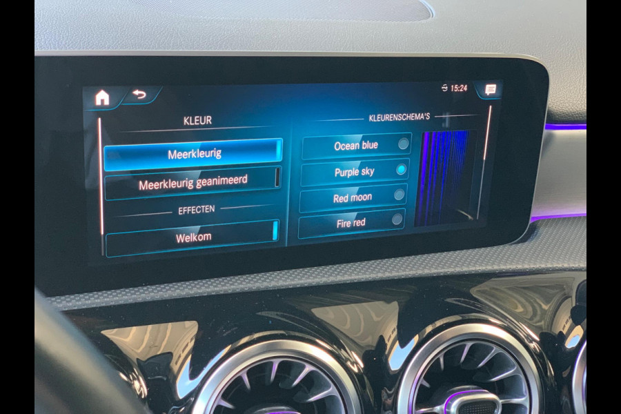 Mercedes-Benz A-Klasse 220 4MATIC Premium Plus AMG PANO FULL ! SFEER MEMORY A220