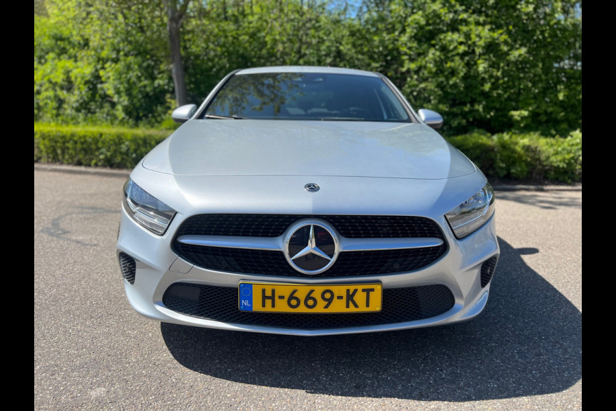 Mercedes-Benz A-Klasse 200 Business Solution Limousine