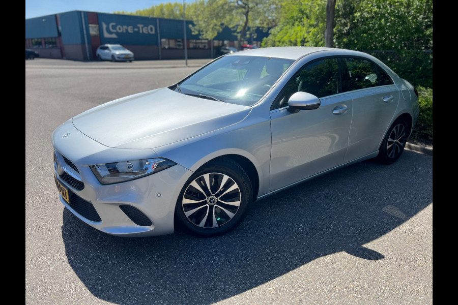 Mercedes-Benz A-Klasse 200 Business Solution Limousine