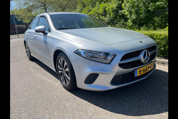 Mercedes-Benz A-Klasse 200 Business Solution Limousine