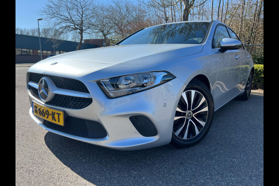 Mercedes-Benz A-Klasse 200 Business Solution Limousine