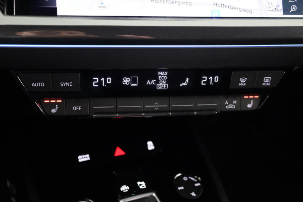 Audi Q4 Sportback e-tron 40 S edition 77 kWh 204pk | Trekhaak | 21 inch lichtmetalen velgen | Parkeercamera | Optiekpakket zwart