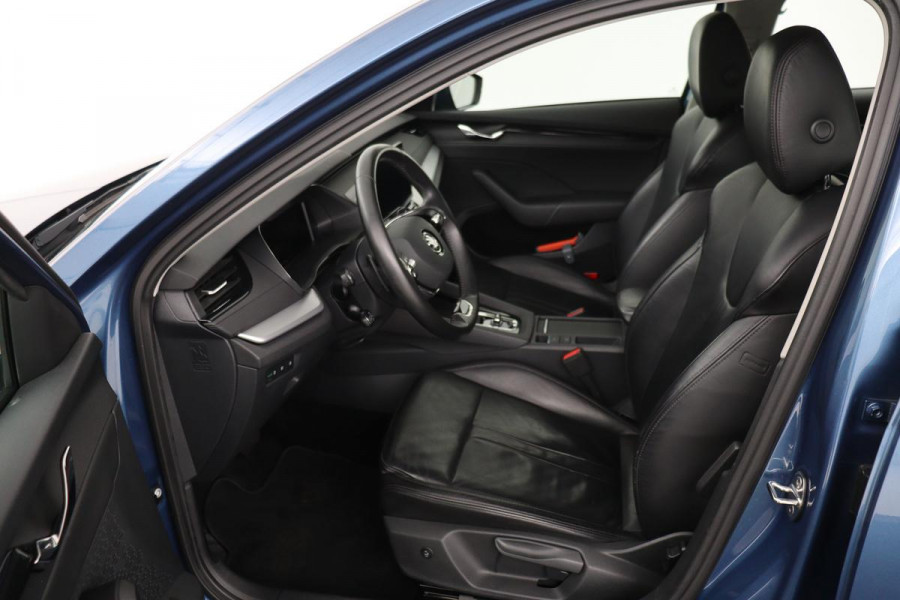 Škoda Octavia 1.0 TSI Business Edition | Leder | Stoelverwarming | Trekhaak | Adaptive cruise | Carplay | Climate control | Parkeerhulp