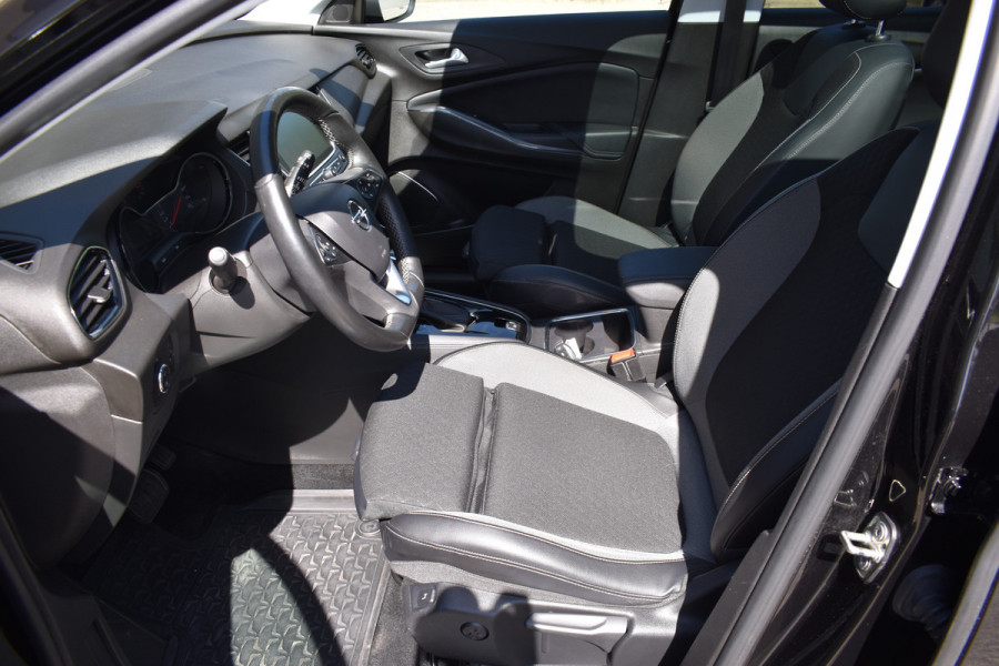 Opel Grandland X 1.6 Turbo Ultimate / Adaptive Cruisecontrol / Carplay / Parkeerhulp / Keyless / LED /